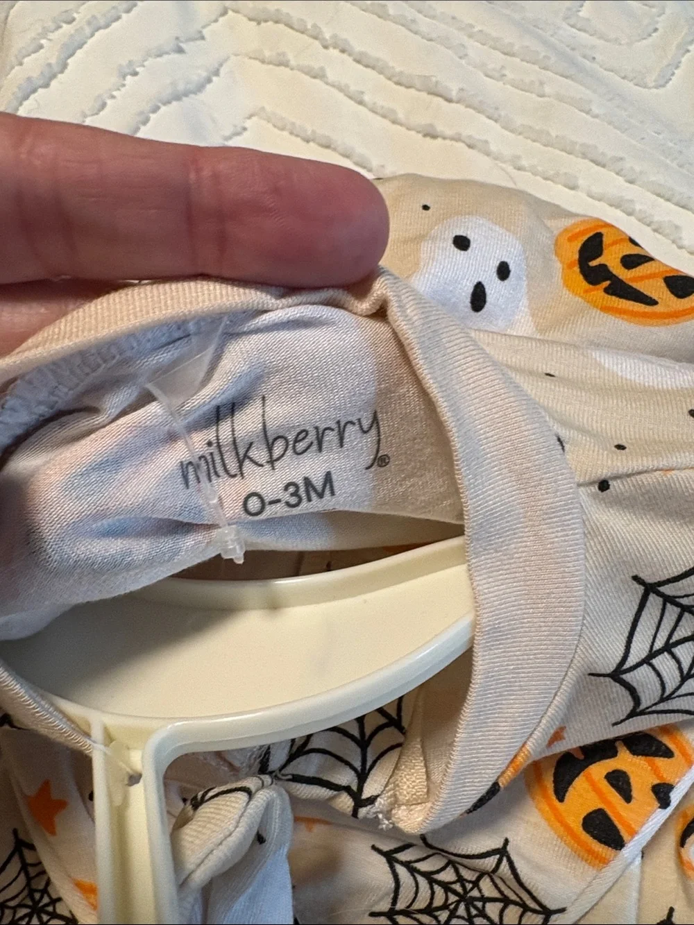 Unbranded Tan Halloween Pumpkin & Ghost Footie with Zipper